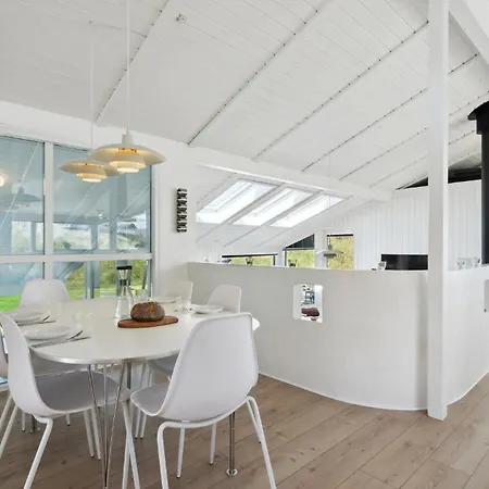 3 Bedroom Stunning In Ringkobing * Sondervig